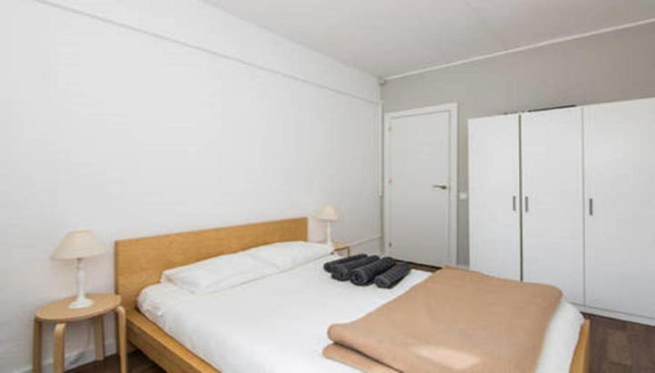 Sagarda Familia Private Sunny Room Barcelona Exterior foto